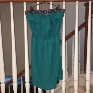 Turquoise strapless dress